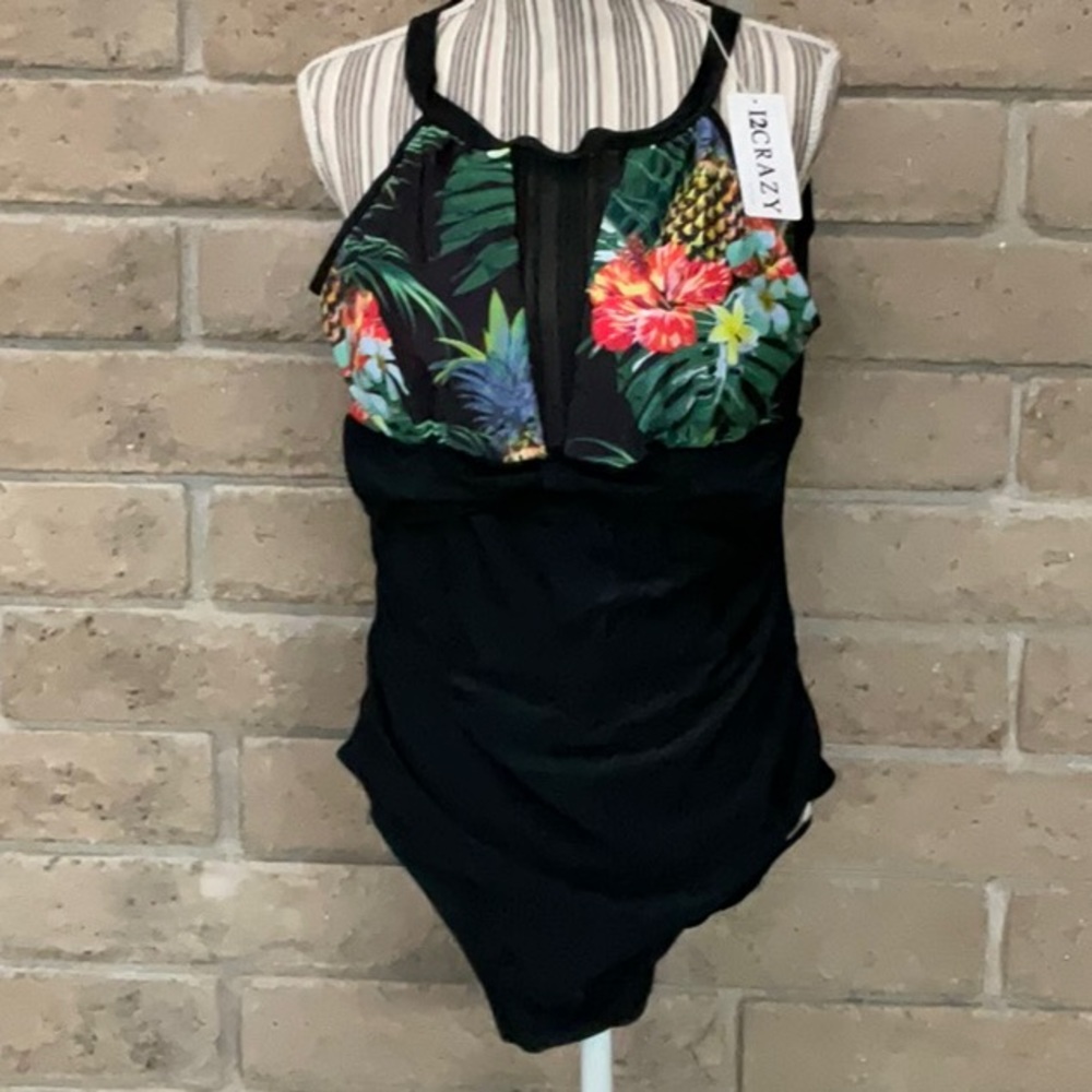 Women’s plus size one piece swimsuit
